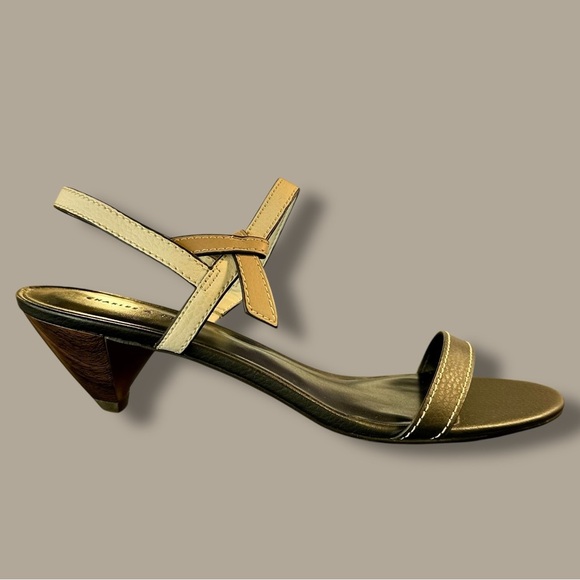 NWOT Charles & Keith Black & White Colorblock Bow-Detail Wooden Cone Heels Sz 11 - Picture 16 of 16